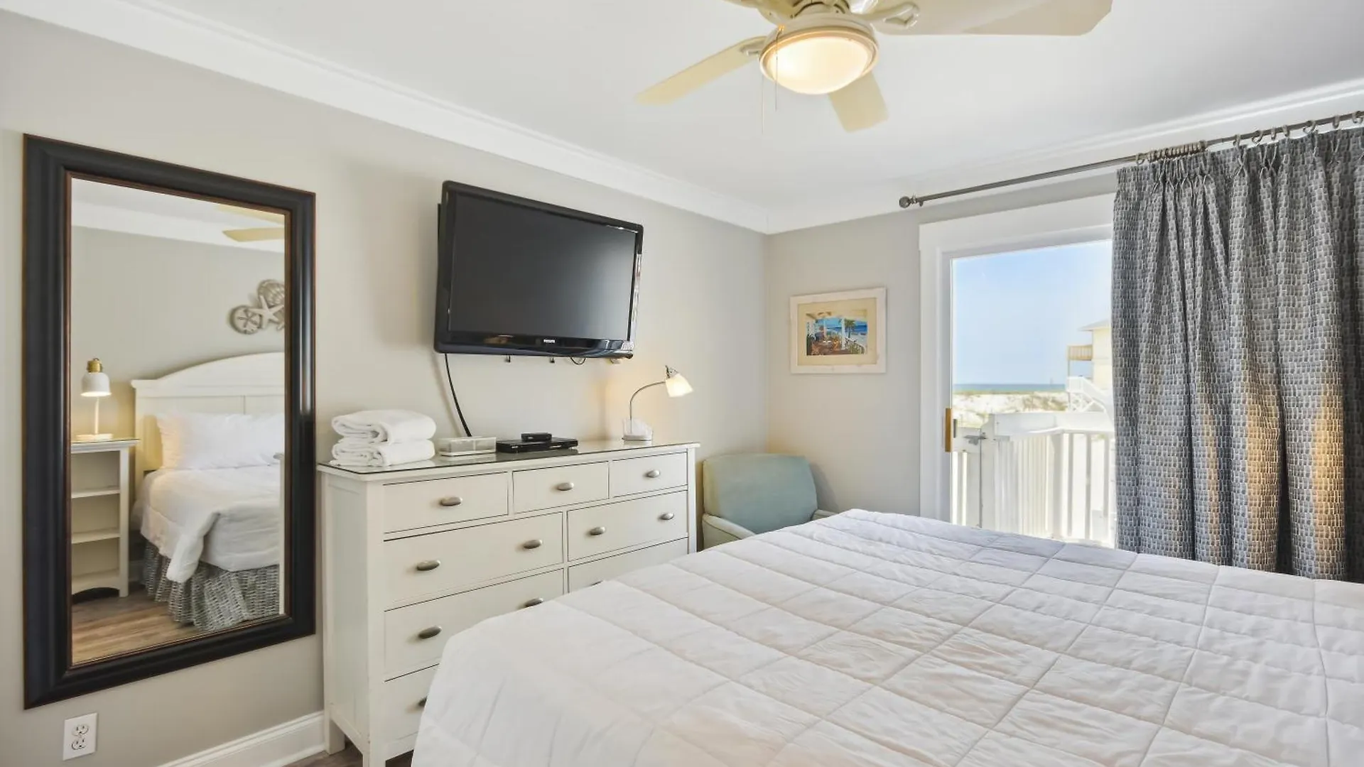 Sandpiper Cove 1125- By Holiday Isle Properties Destin