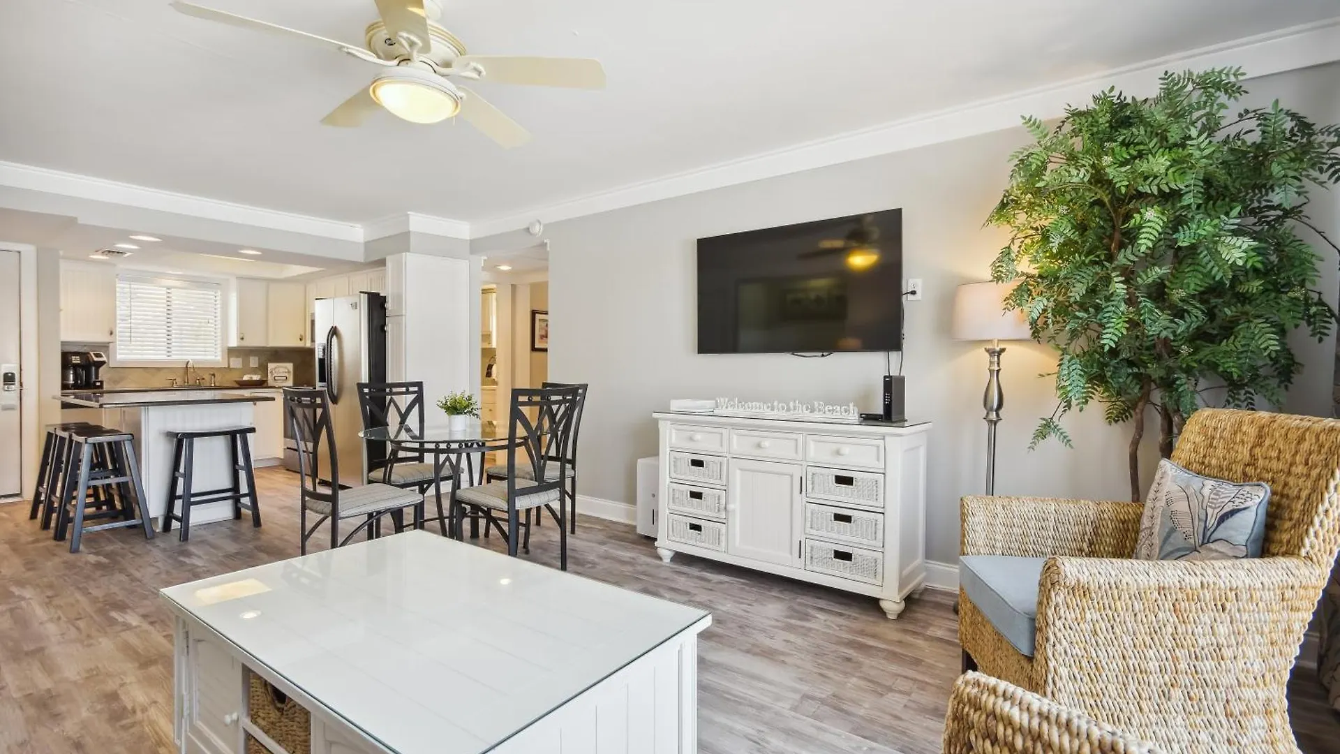 Sandpiper Cove 1125- By Holiday Isle Properties Destin