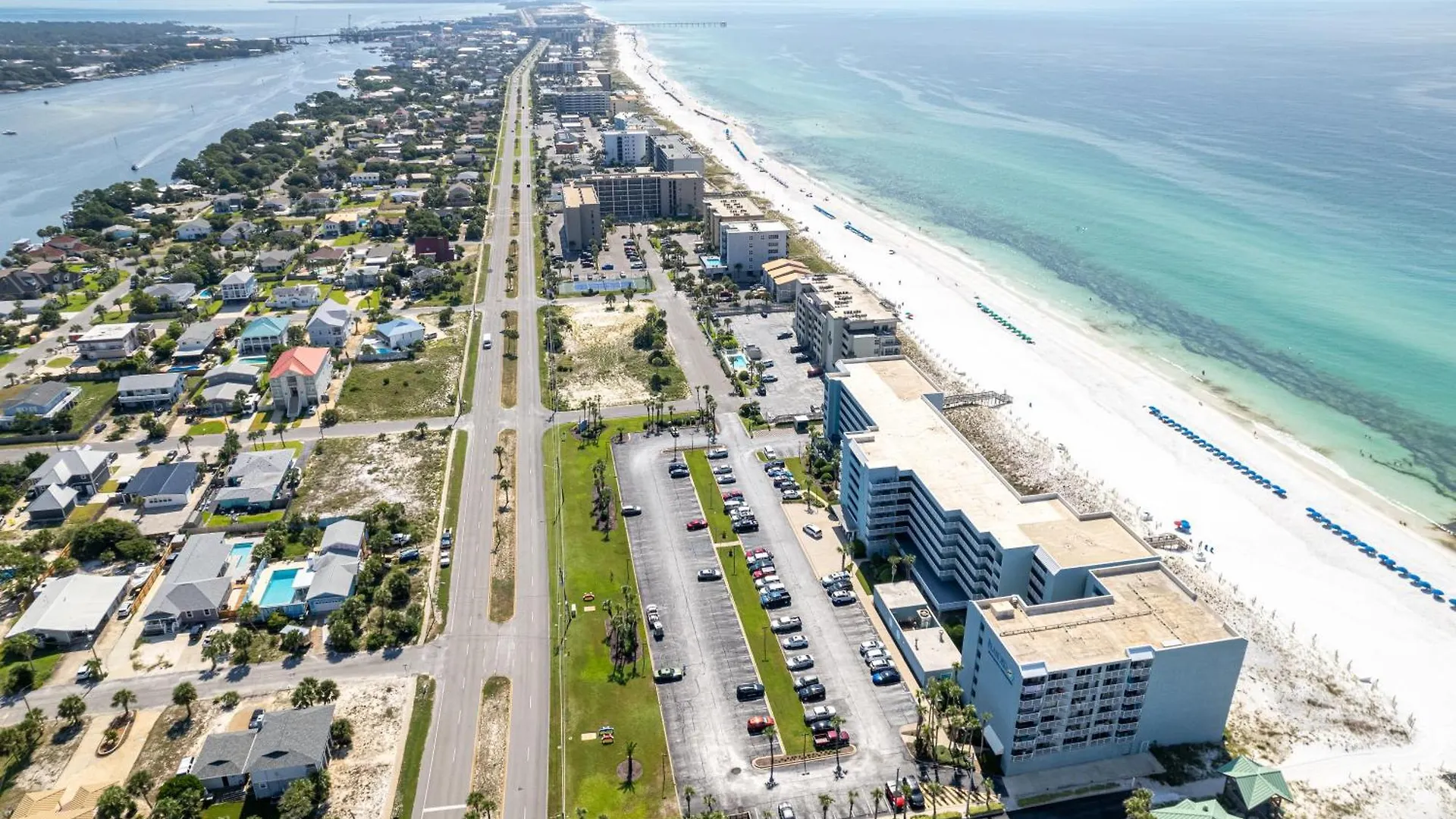 Sandpiper Cove 1125- By Holiday Isle Properties Destin Apartment