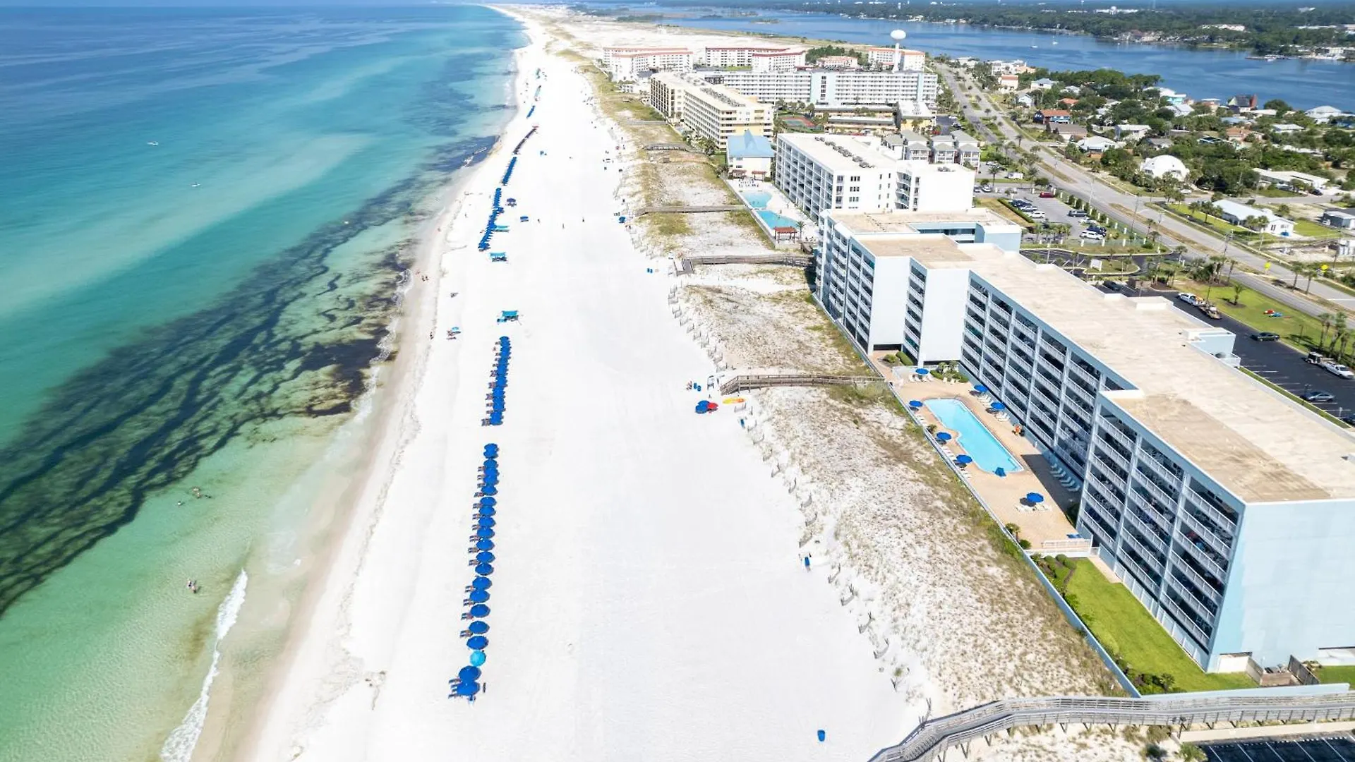 Sandpiper Cove 1125- By Holiday Isle Properties Destin